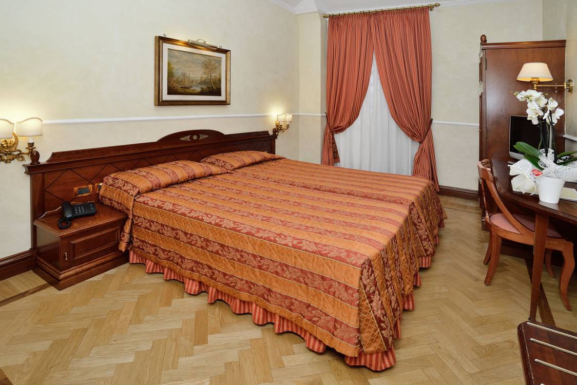 None Hotel Palladium Palace Roma None Hotel Palladium Palace Roma